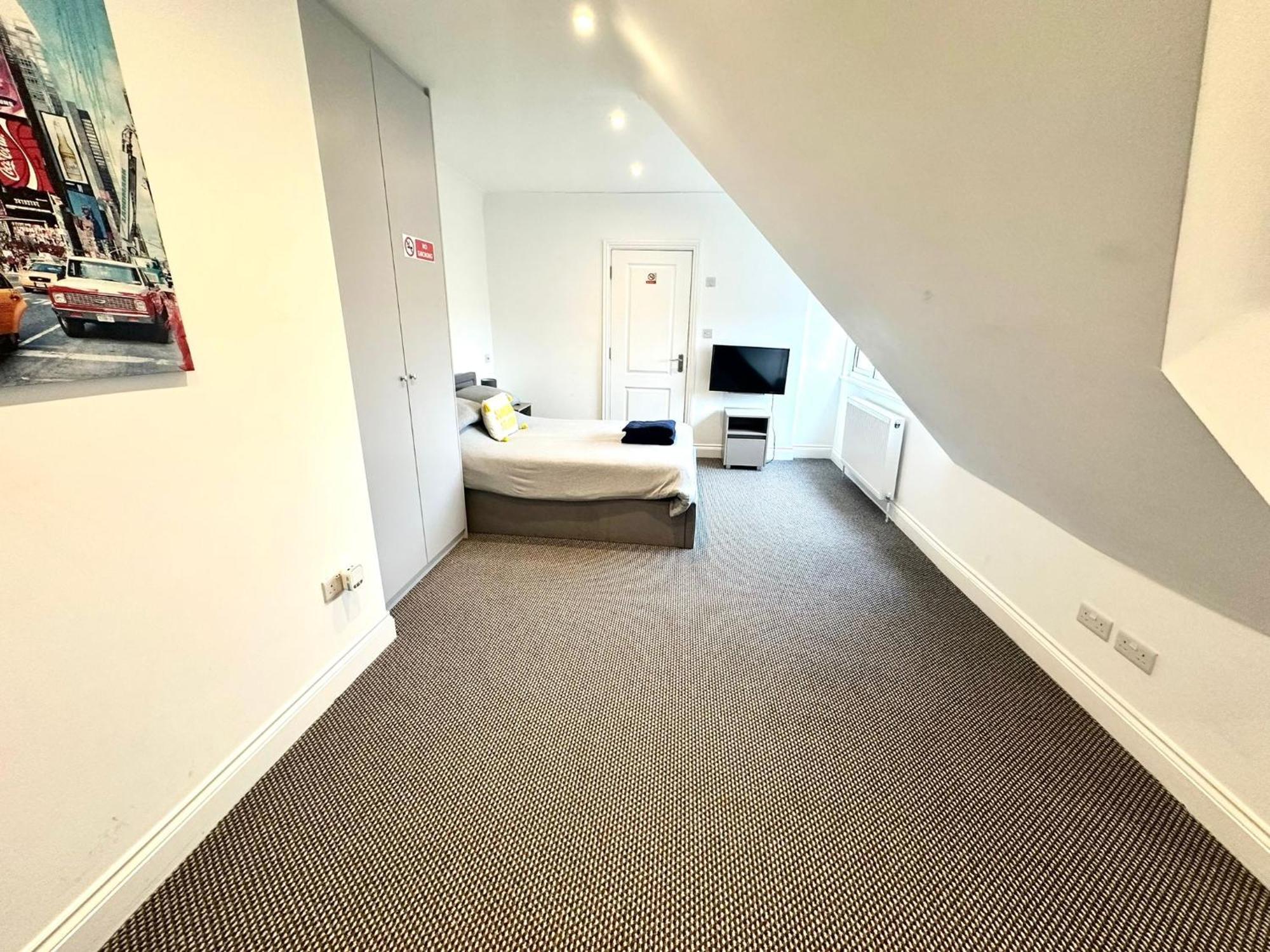 Stylish Modern, Private Apartment,15 Mins To Central London Hendon Eksteriør bilde