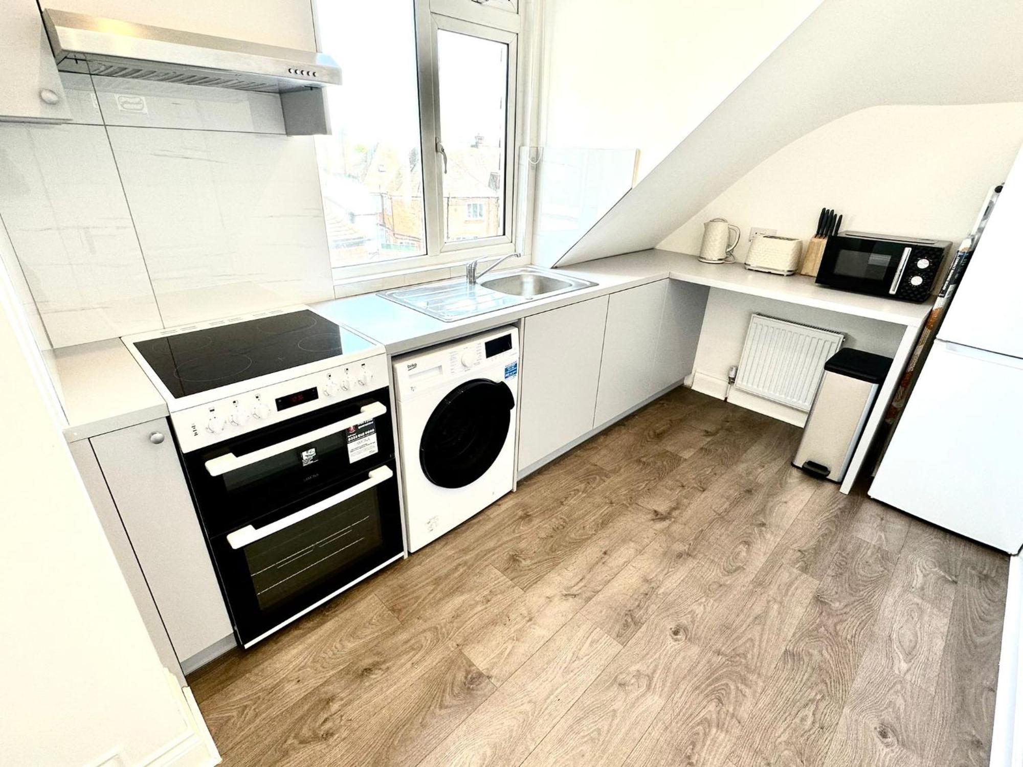 Stylish Modern, Private Apartment,15 Mins To Central London Hendon Eksteriør bilde